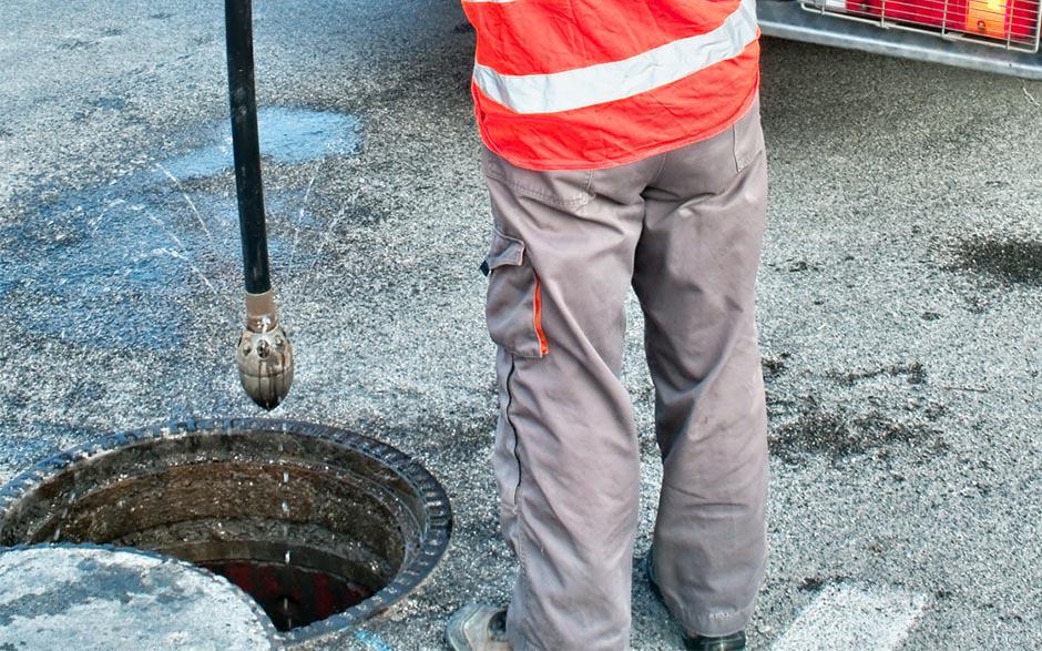 comment déboucher des wc Livry-Gargan